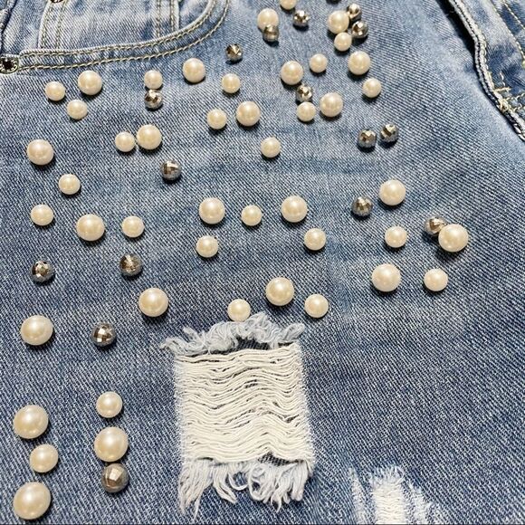 Midnight Muse Pearl Embellished Distressed Jean - Picture 3 of 7